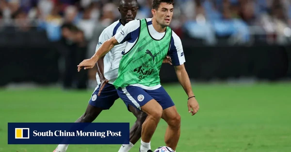 Игроки Manchester City на тренировочном занятии
