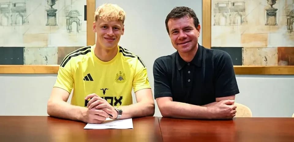 Игрок подписывает контракт с клубом Newcastle United