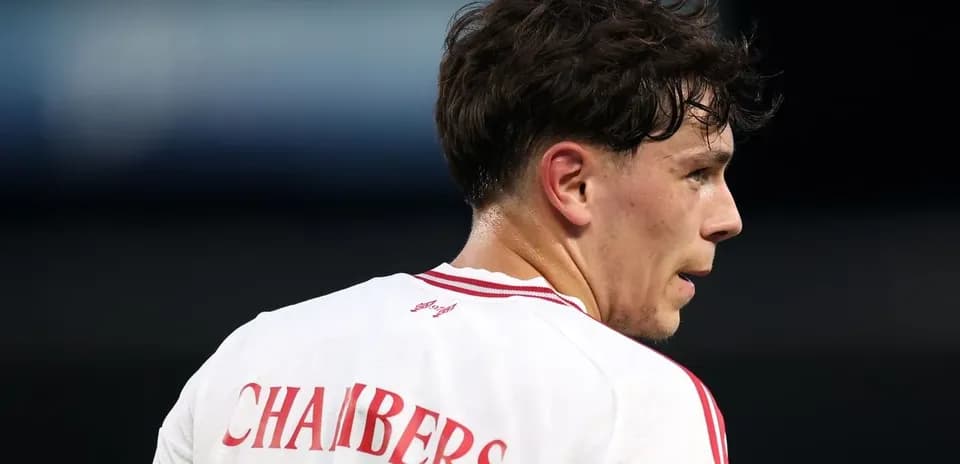 Игрок с фамилией Чеймберс на поле