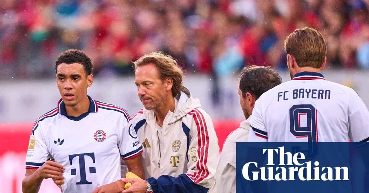Игроки Bayern Munich на поле во время матча