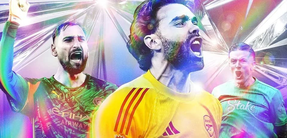 Трое вратарей в разных формах на фоне ярких эффектов