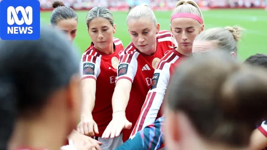 Игроки команды собираются в круг перед матчем