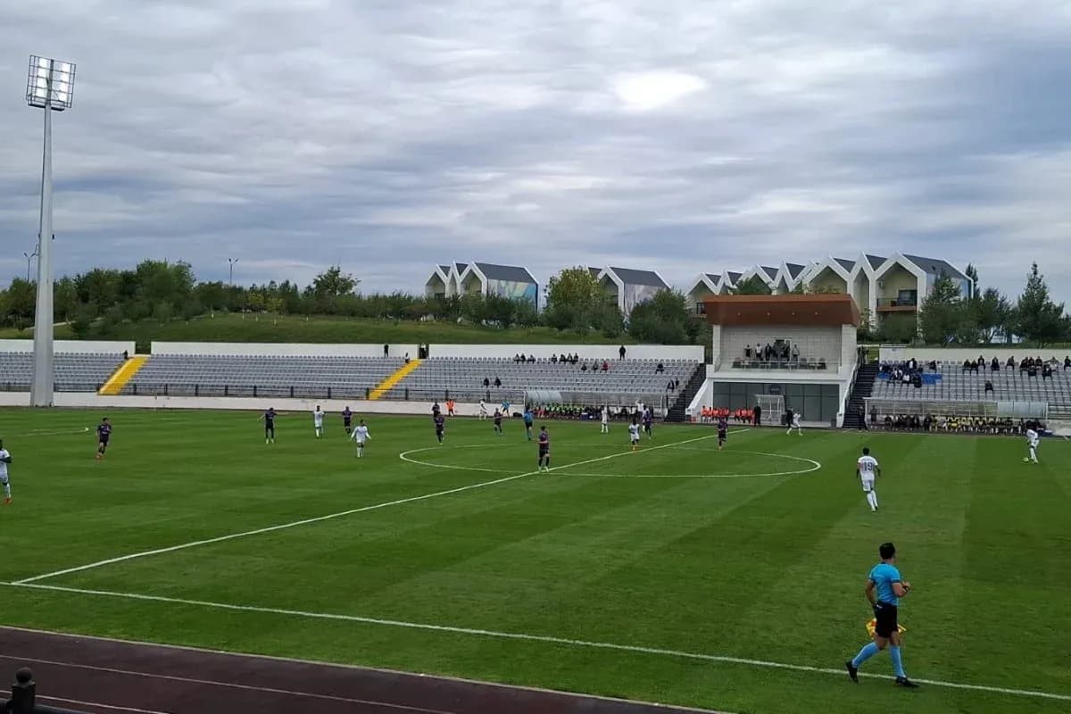 Матч Зира против Сумгаита на стадионе
