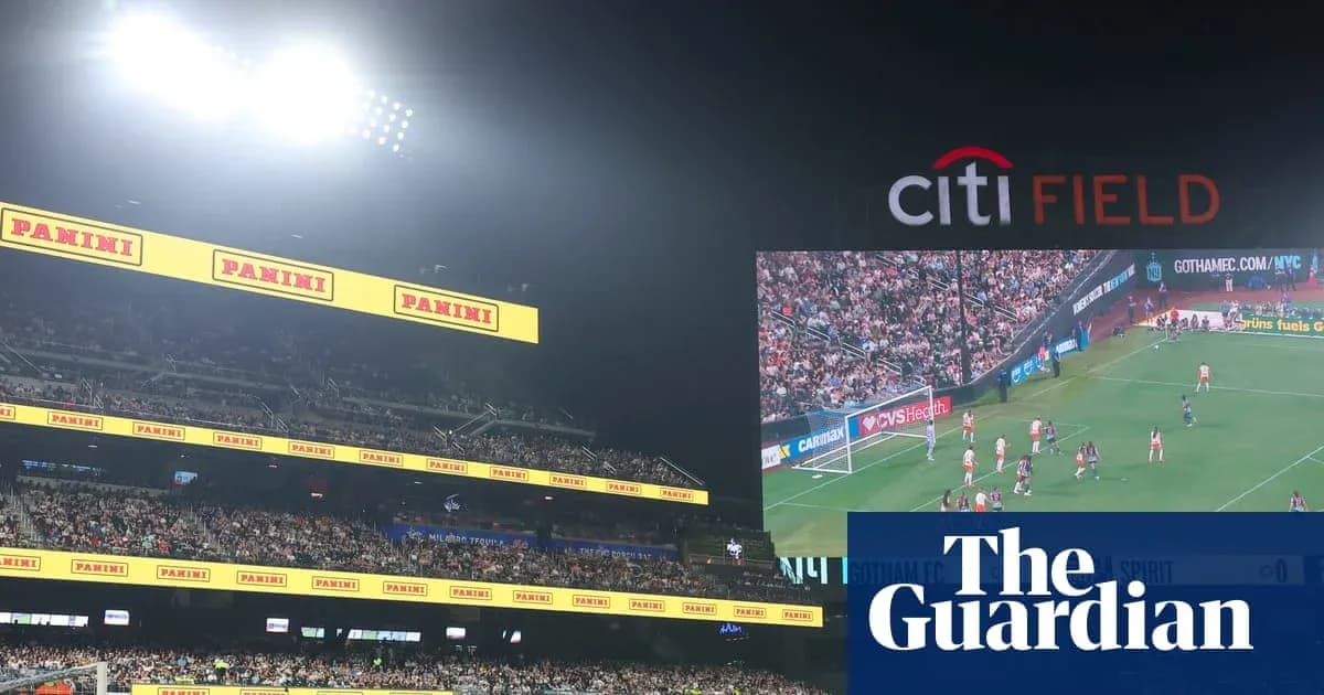 Матч между Gotham FC и Spirit на стадионе Citi Field Матч между Gotham FC и Spirit на стадионе Citi Field